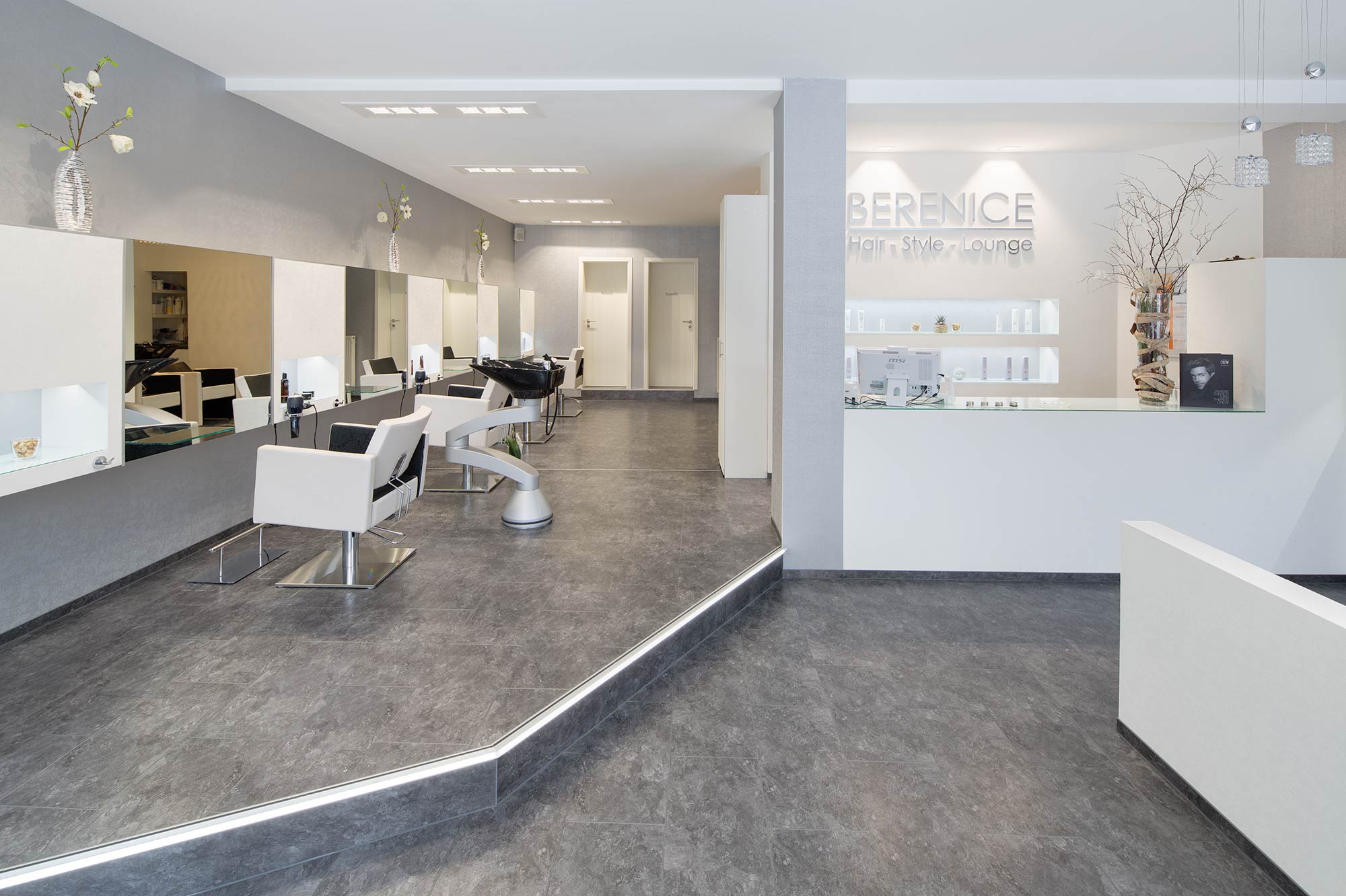 Werbeagentur aus Nordhausen/Thüringen für Grafikdesign und Webseiten: Innenarchitektur des Friseursalons BERENICE in Bad Langensalza