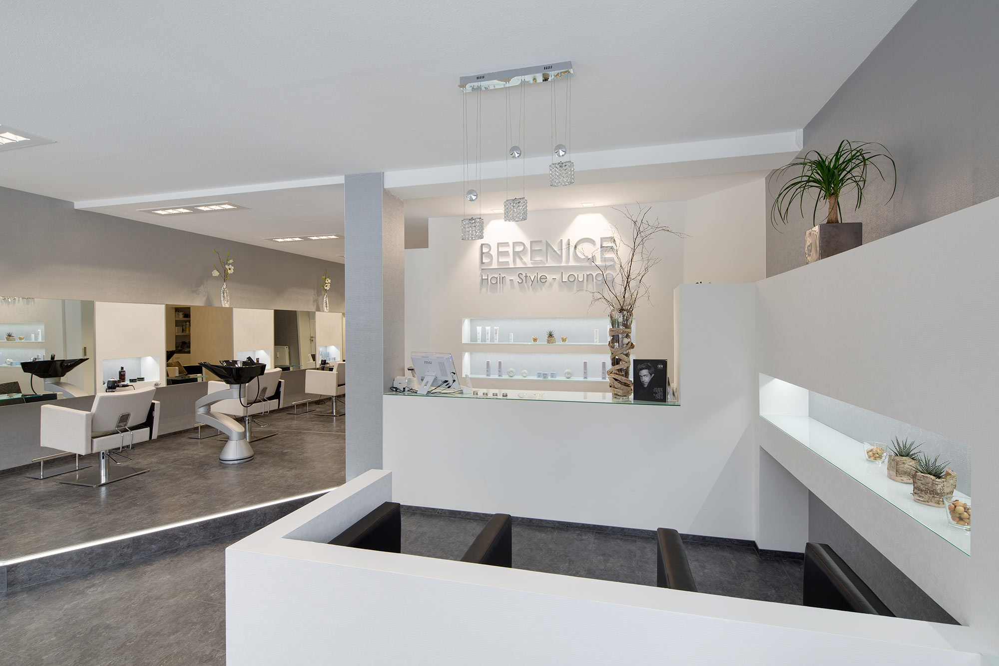 Werbeagentur aus Nordhausen/Thüringen für Grafikdesign und Webseiten: Innenarchitektur des Friseursalons BERENICE in Bad Langensalza